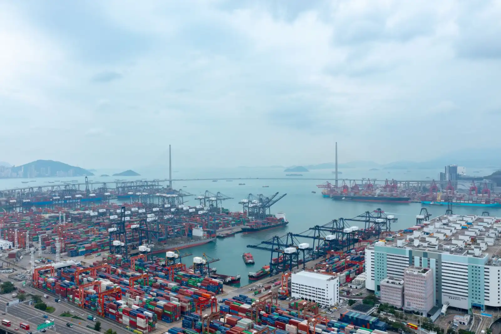 东方双新文科技解析：企业级APP开发中的架构设计与性能优化策略