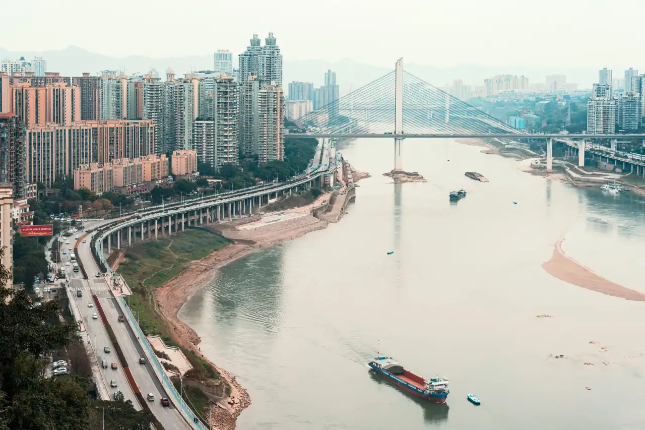APP开发与小程序如何选？海南创业者移动端产品方案对比