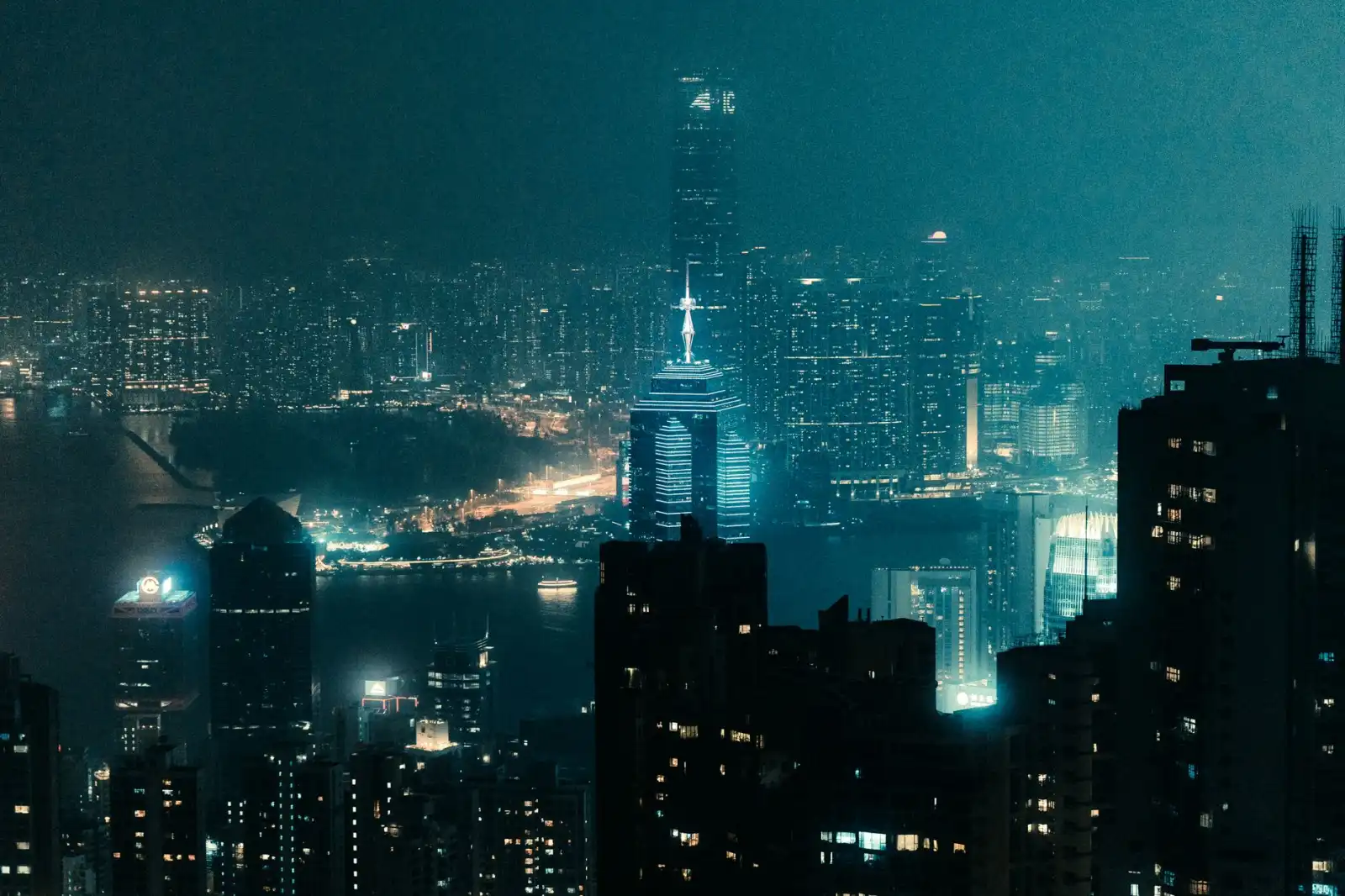 2025年海南企业移动端转型：APP与小程序开发趋势分析