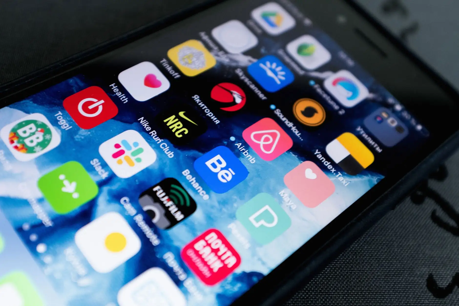 海南企业APP开发技术选型指南：原生与跨平台的优劣对比